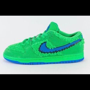Nike SB low Grateful Dead Bears Green